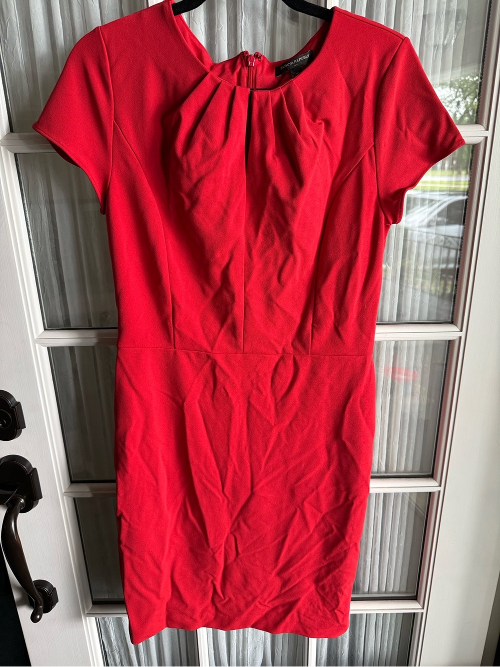 Banana Republic Women's Size 8 Red Cap-Sleeve Pleated-Neck Sheath Dress Workwear